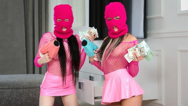 OnlyTarts – Emily First, Britney Dutch – Desperate Girls