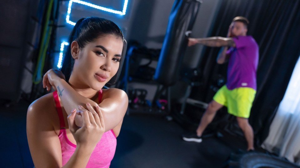 FitnessRooms – Lady Dee – Cute tight Czech babe fucked in gym