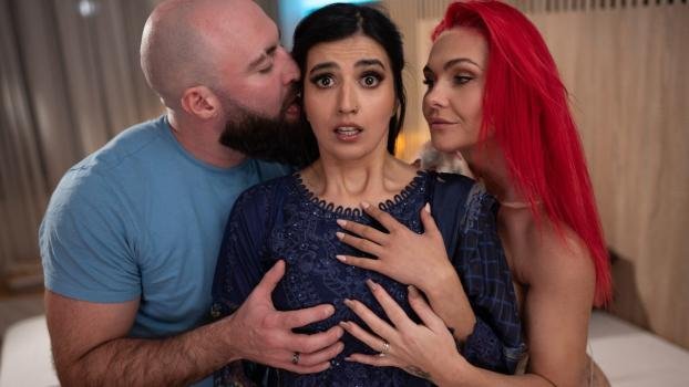 FakeHostel – Roxi Keogh, Aaliyah Yasin – Sister, What The Fuck!